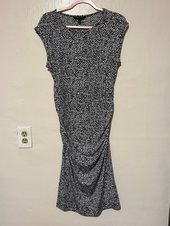 Banana Republic Dresses & Skirts - Banana Republic Sleeveless Dress